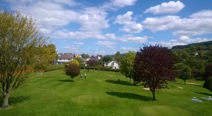 Hillview Sports Club Pitch And Putt